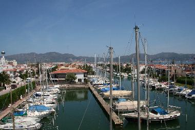 Holiday Apartment in Empuriabrava (Girona) or holiday homes and vacation rentals