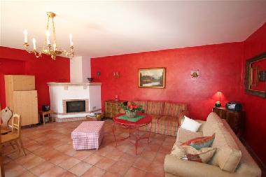 living room (TOP I)