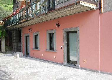 Holiday Apartment in Sale Marasino (Brescia) or holiday homes and vacation rentals