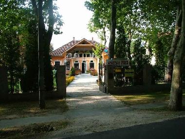 Holiday House in Balatonbogl�r (Somogy) or holiday homes and vacation rentals