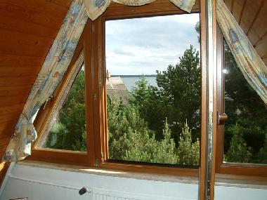 The view from the twin bedroom to the front.