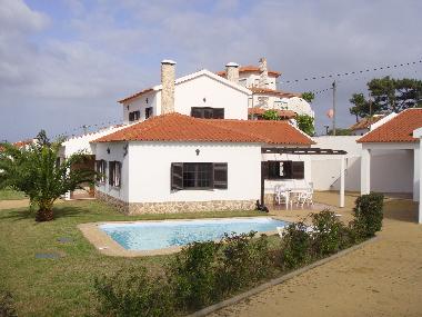 Holiday House in Torres Vedras (Grande Lisboa) or holiday homes and vacation rentals
