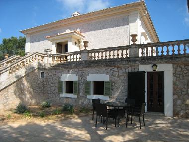 Chalet in Son vida (Mallorca) or holiday homes and vacation rentals