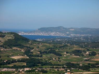 Holiday House in Le Beausset (Var) or holiday homes and vacation rentals