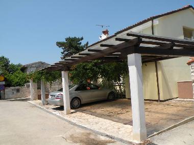 Holiday House in Crveni Vrh (Istarska) or holiday homes and vacation rentals