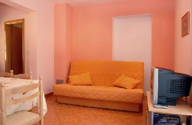 Holiday House in Kastel, Buje (Istarska) or holiday homes and vacation rentals