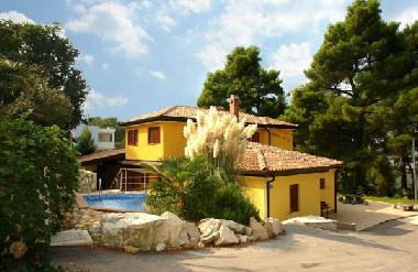 Holiday House in Kastel, Buje (Istarska) or holiday homes and vacation rentals