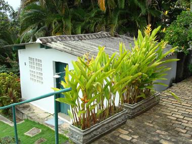 Outdoor shower available