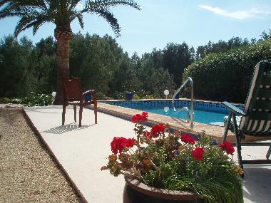 Chalet in La Nucia (Alicante / Alacant) or holiday homes and vacation rentals