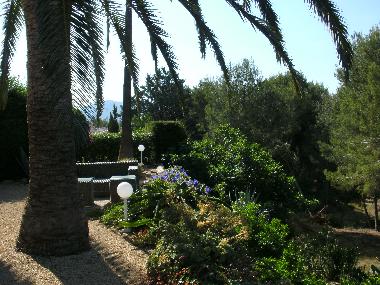 Chalet in La Nucia (Alicante / Alacant) or holiday homes and vacation rentals