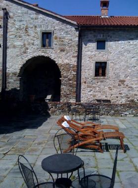 Holiday House in Pontremoli (Massa-Carrara) or holiday homes and vacation rentals