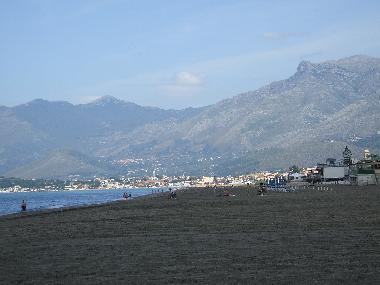 Scauri: sea & mountains!