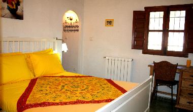 Hotel in Comares (M�laga) or holiday homes and vacation rentals