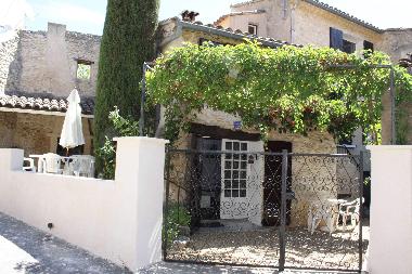 Holiday House in villars (Vaucluse) or holiday homes and vacation rentals