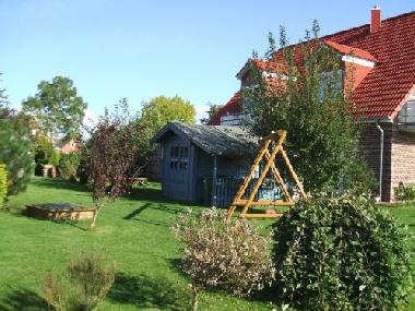 Holiday House in Krummhrn - Hamswehrum (Nordsee-Festland / Ostfriesland) or holiday homes and vacation rentals