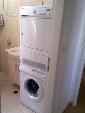 SUITE - WASHING MACHINE & DRYER