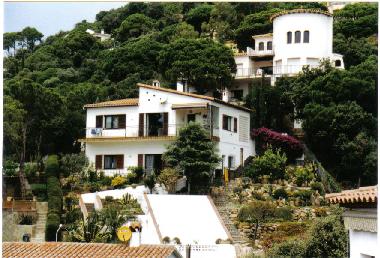 Holiday Apartment in Rosamar (Girona) or holiday homes and vacation rentals