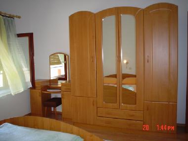 Holiday House in Insel-Rab (Primorsko-Goranska) or holiday homes and vacation rentals