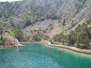 Holiday House in Insel-Rab (Primorsko-Goranska) or holiday homes and vacation rentals