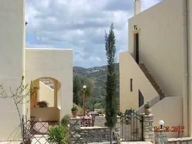 Holiday House in Sivas (Irakleio) or holiday homes and vacation rentals