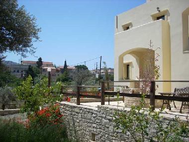 Holiday House in Sivas (Irakleio) or holiday homes and vacation rentals