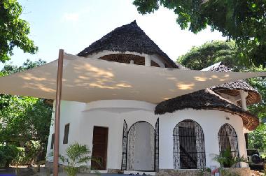 Holiday House in Diani (Coast) or holiday homes and vacation rentals
