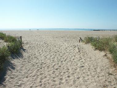 Holiday House in St Pierre la Mer (Aude) or holiday homes and vacation rentals