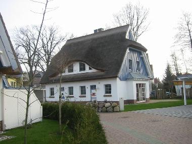 Holiday House in 18374  (Fischland-Dar-Zingst) or holiday homes and vacation rentals