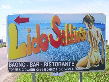 Holiday House in Torre San Giovanni (Ugento) (Lecce) or holiday homes and vacation rentals