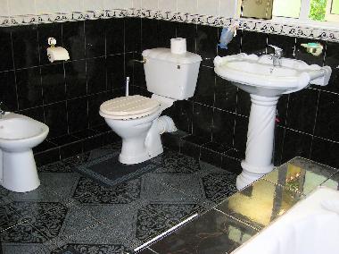 Ensuite Master Bathroom