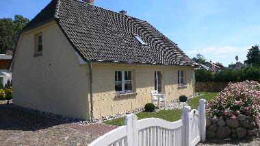 Holiday House in Karlshagen (Ostsee-Inseln) or holiday homes and vacation rentals