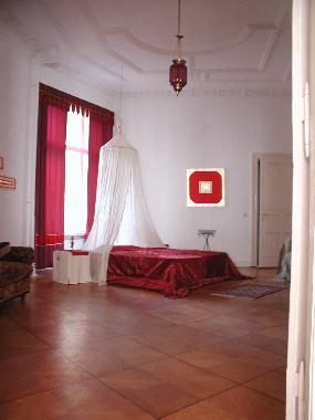 Holiday Apartment in Berlin Zentrum (Mitte) or holiday homes and vacation rentals