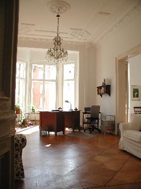 Holiday Apartment in Berlin Zentrum (Mitte) or holiday homes and vacation rentals