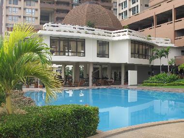 Tivoli Gardens Apartment, Makati - Swimming Pool and Clubhouse