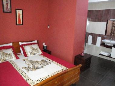 1.BEDROOM African apartment 