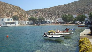 Holiday Apartment in Herronisos (Kyklades) or holiday homes and vacation rentals