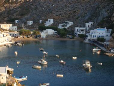 Holiday Apartment in Herronisos (Kyklades) or holiday homes and vacation rentals