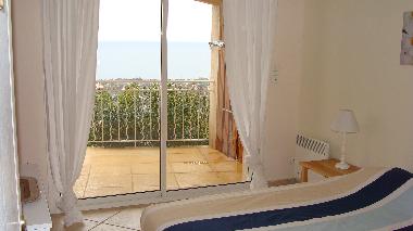 View bedroom 1 apartment St. Maxime