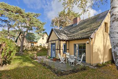 Holiday Apartment in Dierhagen (Fischland-Dar-Zingst) or holiday homes and vacation rentals