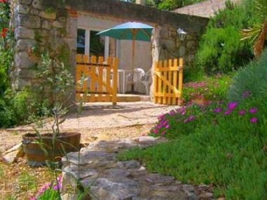 Holiday House in Grane (Dr�me) or holiday homes and vacation rentals