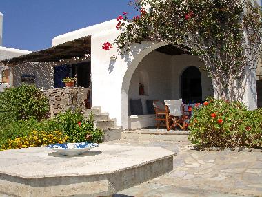 Holiday House in PARIKIA (Kyklades) or holiday homes and vacation rentals