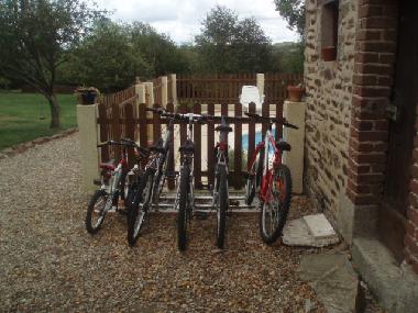 Holiday House in St Priest la March (Centre) or holiday homes and vacation rentals