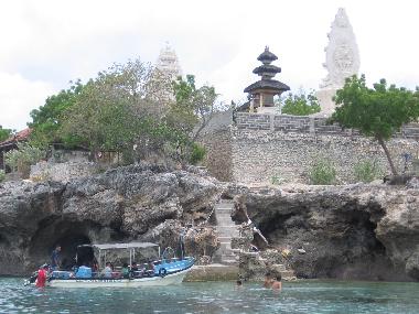 Holiday House in Dencarik (Bali) or holiday homes and vacation rentals