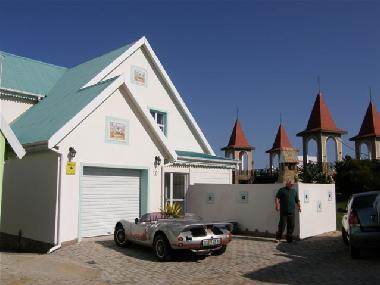 Holiday House in Jeffreys Bay-Marina Martinique (Eastern Cape) or holiday homes and vacation rentals