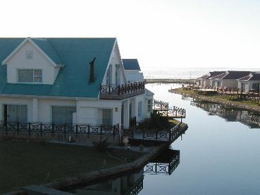 Holiday House in Jeffreys Bay-Marina Martinique (Eastern Cape) or holiday homes and vacation rentals