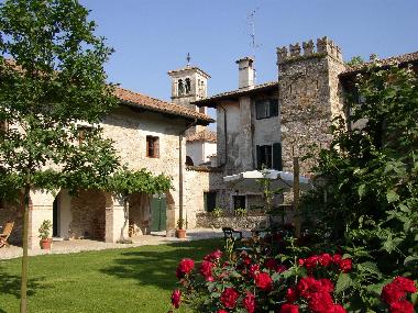 Holiday House in Strassoldo (Udine) or holiday homes and vacation rentals