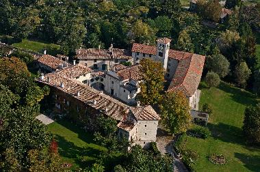 Holiday House in Strassoldo (Udine) or holiday homes and vacation rentals