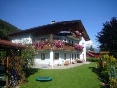 Holiday Apartment in Flattach (Oberkrnten) or holiday homes and vacation rentals