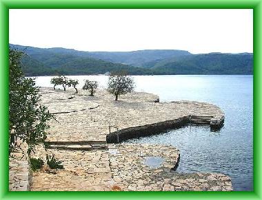 Holiday Apartment in Stari Grad (Splitsko-Dalmatinska) or holiday homes and vacation rentals