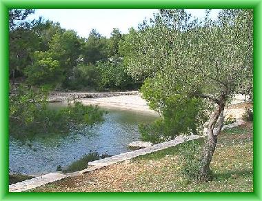 Holiday Apartment in Stari Grad (Splitsko-Dalmatinska) or holiday homes and vacation rentals